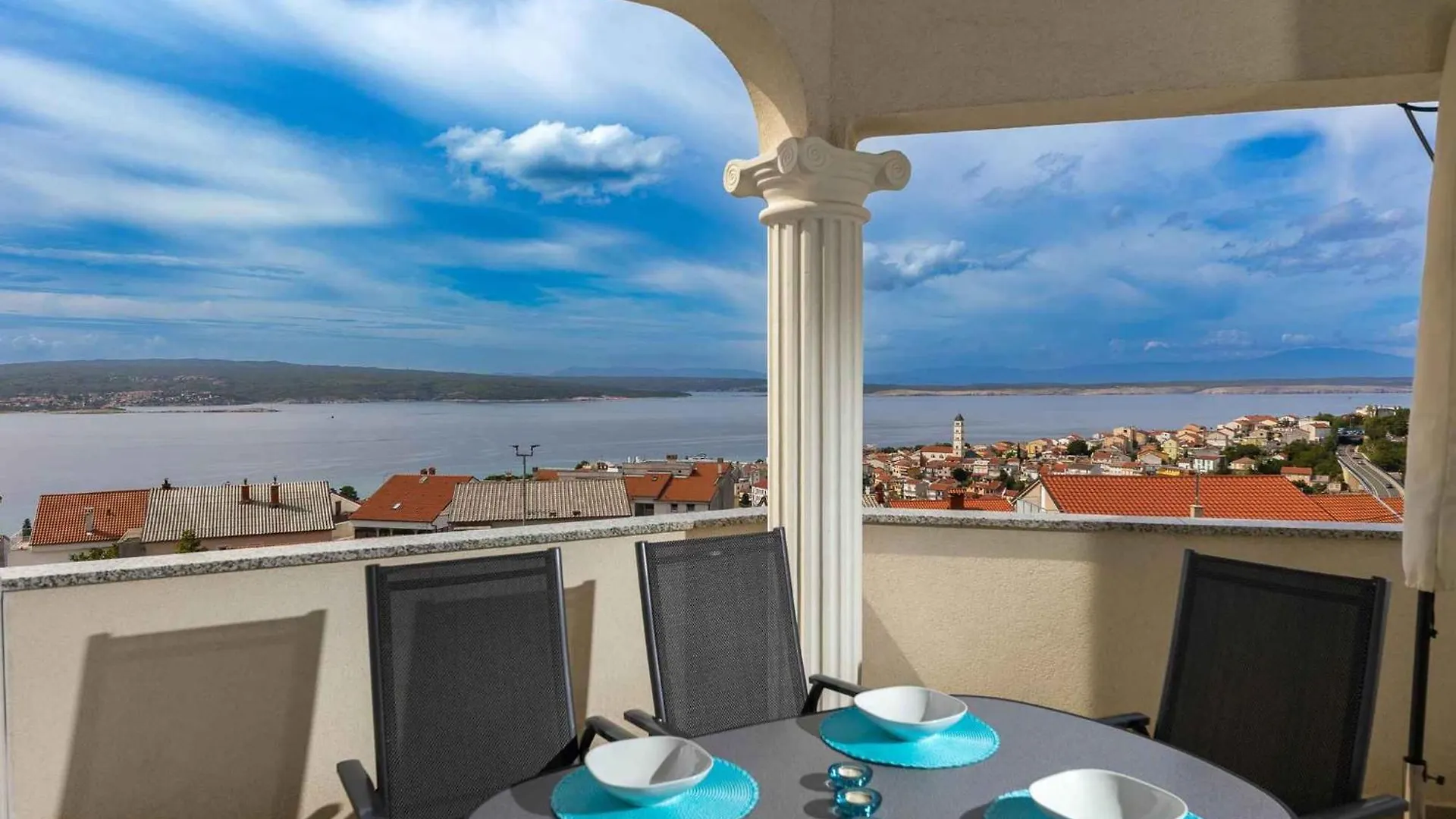 Apartments In Crikvenica 5517