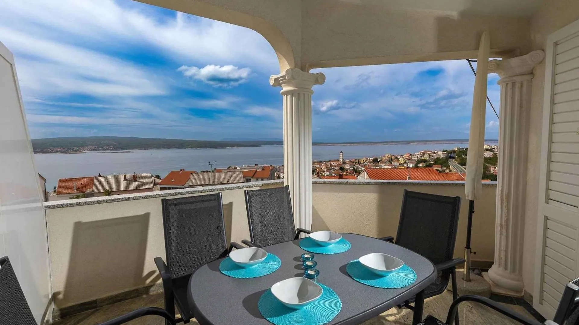 Apartments In Crikvenica 5517 0*,  Croatia